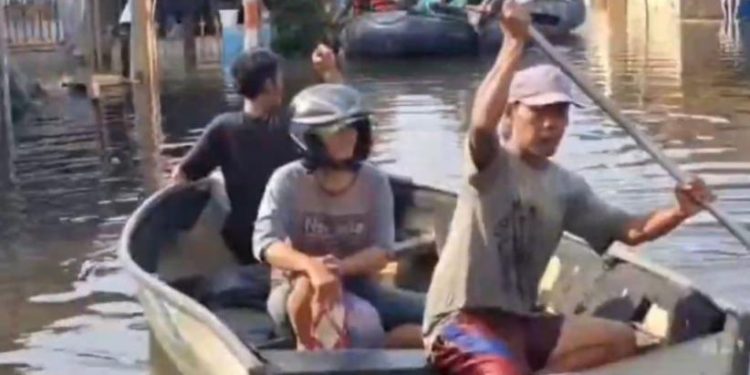 Lima Hari Terendam Banjir, Ribuan Warga Pekalongan Mulai Diserang Penyakit