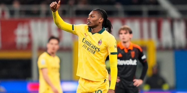 Rapor Pemain AC Milan Saat Ditahan Imbang Como: Jashari Buktikan Kualitas, tapi Maignan Malah Blunder