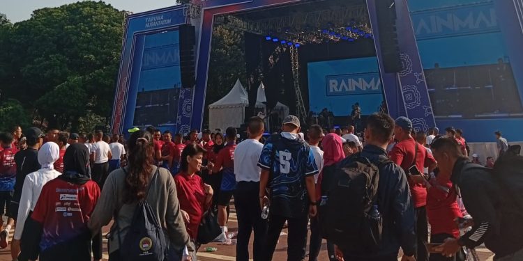 Ribuan Pelari Padati Lembah Tidar Magelang