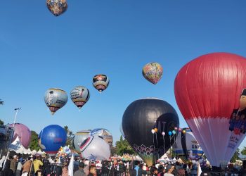 Puluhan Balon Program Prabowo Terbang Di Langit Wonosobo