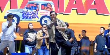 Konser Hari Jadi ke-201 Wonosobo Berlangsung Semarak, Ndarboy Genk Ajak Masyarakat Nyawiji Makarti