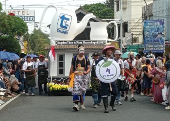 Panggung Kreativitas dalam Karnaval HUT RI ke – 81 Kabupaten Wonosobo