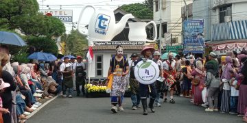 Panggung Kreativitas dalam Karnaval HUT RI ke – 81 Kabupaten Wonosobo