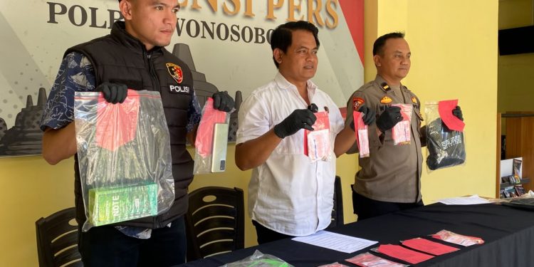 Polres Wonosobo Amankan Warga Banyumas Pelaku Pencurian di Pancurwening