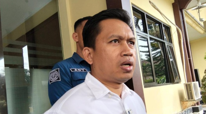 Hindari Pengendara Motor, Mobil Kijang di Deyangan Magelang Akhirnya Mendapat Pengeroyokan