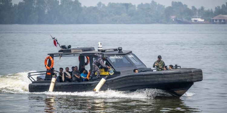 Tim SAR Gabungan Buru 129 Korban Hilang KMP Virgo Transport 8 di Jalur Surabaya-Banjarmasin