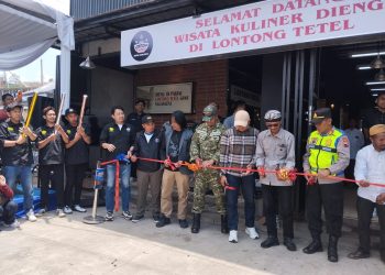 Hangatkan Dinginnya Dieng! Lontong Tetel Resmi Buka Cabang Baru