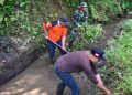Kodim, DPUPR, dan Warga Kompak Bersihkan Saluran Mangli