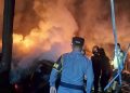 Api Melahap Gudang Bahan Baku Triplek Dini Hari