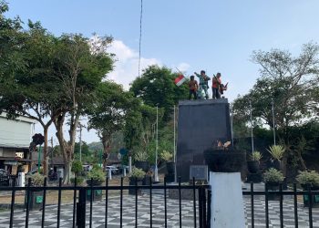Sering Terlewatkan Wisatawan, Monumen Gunung Tidar Simpan Kisah Mencekam Pejuang yang Gugur