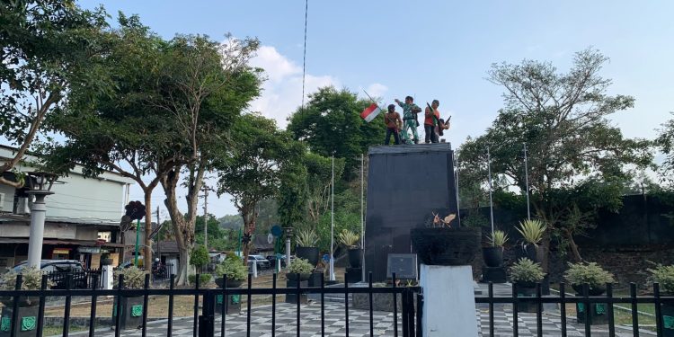 Sering Terlewatkan Wisatawan, Monumen Gunung Tidar Simpan Kisah Mencekam Pejuang yang Gugur