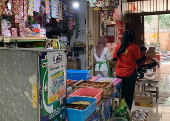 Harga Telur Anjlok, Pedagang di Pasar Rejowinangun Justru Sepi Pembeli